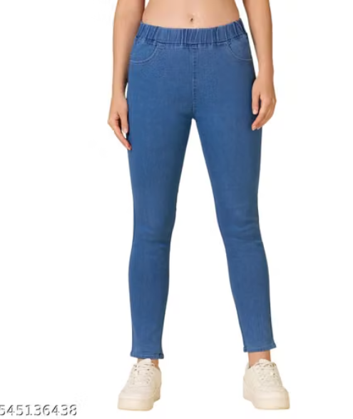 Women’s Black Slim Fit Ankle-Length Pants