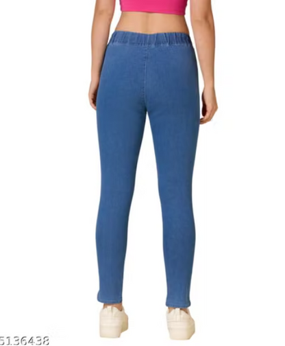 Women’s Black Slim Fit Ankle-Length Pants