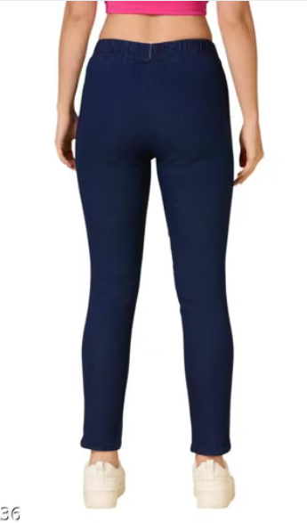Women’s Black Slim Fit Ankle-Length Pants
