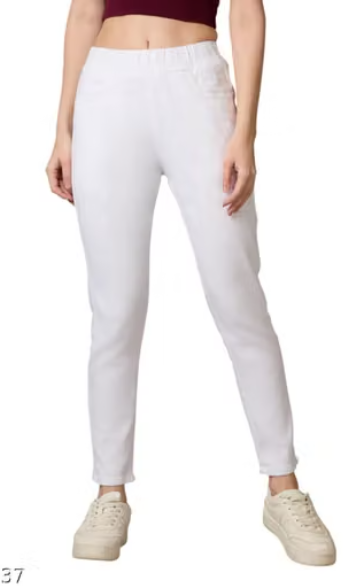 Women’s Black Slim Fit Ankle-Length Pants
