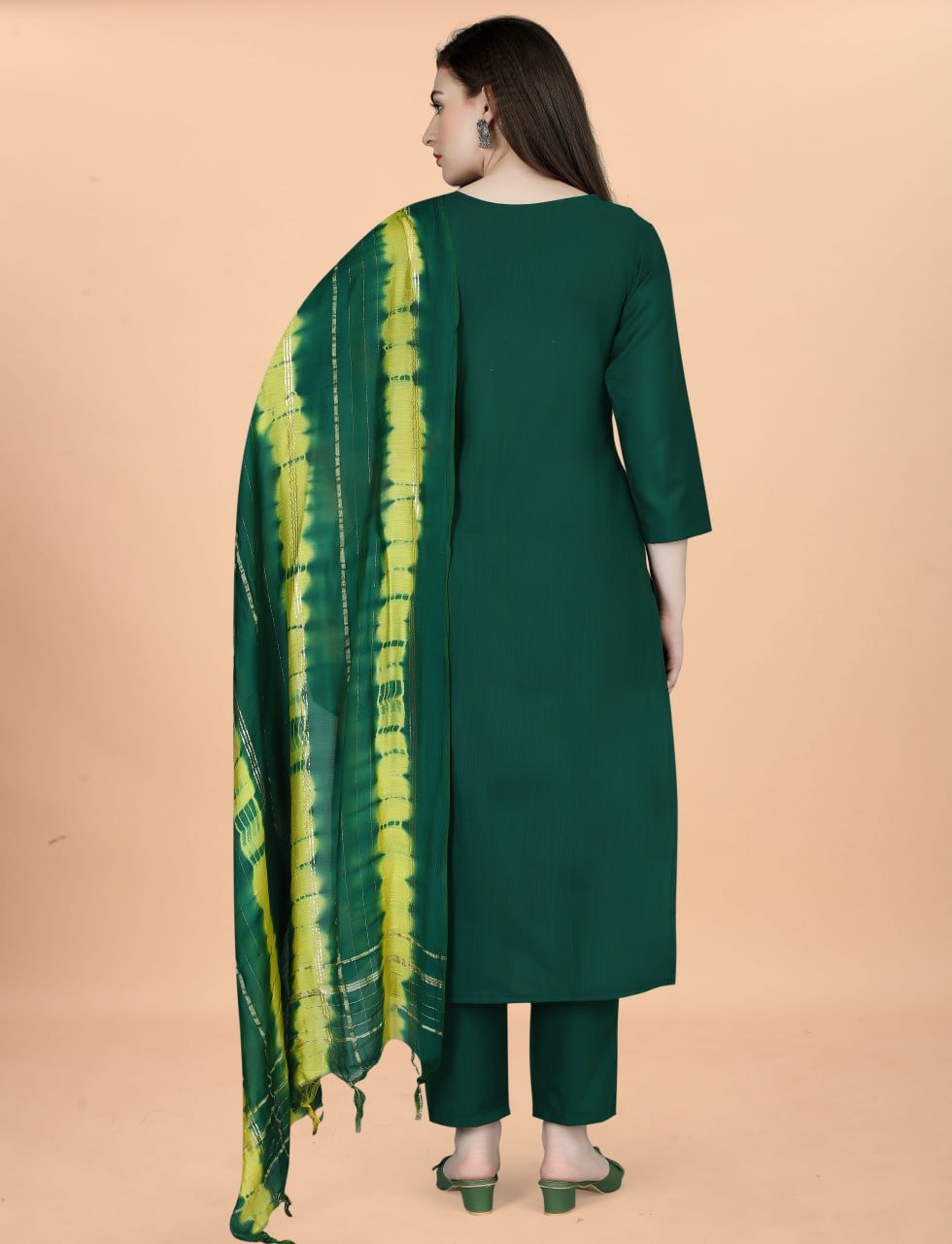 Elegant Dark Green Solid Kurta Pant Set with Printed Dupatta