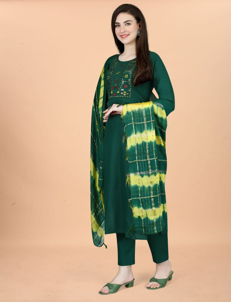 Elegant Dark Green Solid Kurta Pant Set with Printed Dupatta