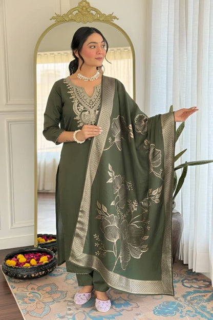 Elegant Teal & Olive Embroidered Women’s Suit Set with Printed Dupatta